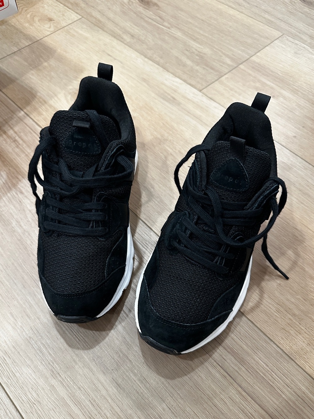 Propet Black Shoes 7.5 3E